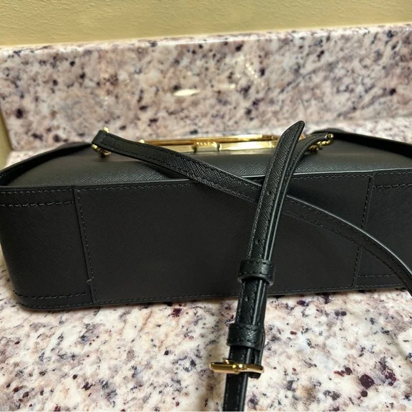 Michael Kors Chelsea bag - Picture 3 of 8